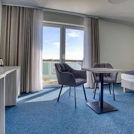 Lejlighedshotel Z Widokiem Na Jezioro Ryn (Warmian-Masurian)