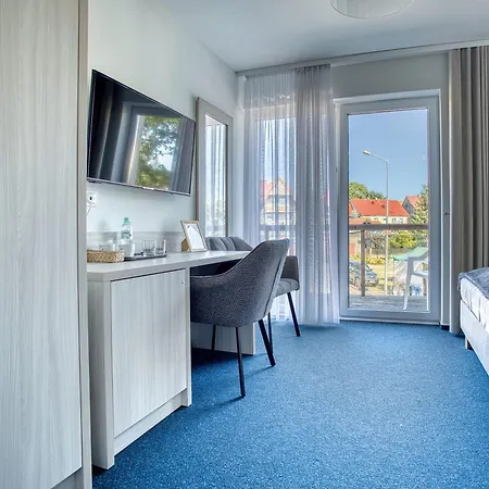 Aparthotel Z Widokiem Na Jezioro
