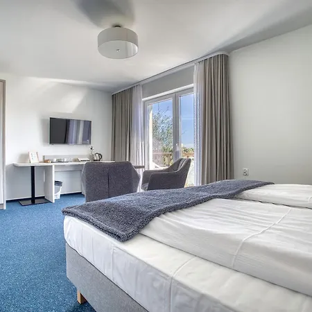 Z Widokiem Na Jezioro Aparthotel