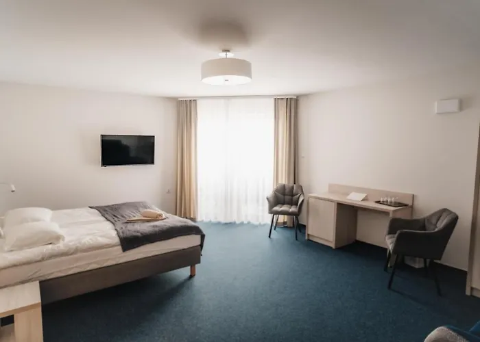 Aparthotel Z Widokiem Na Jezioro 3*