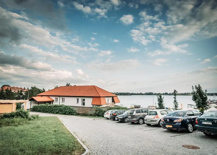 Z Widokiem Na Jezioro