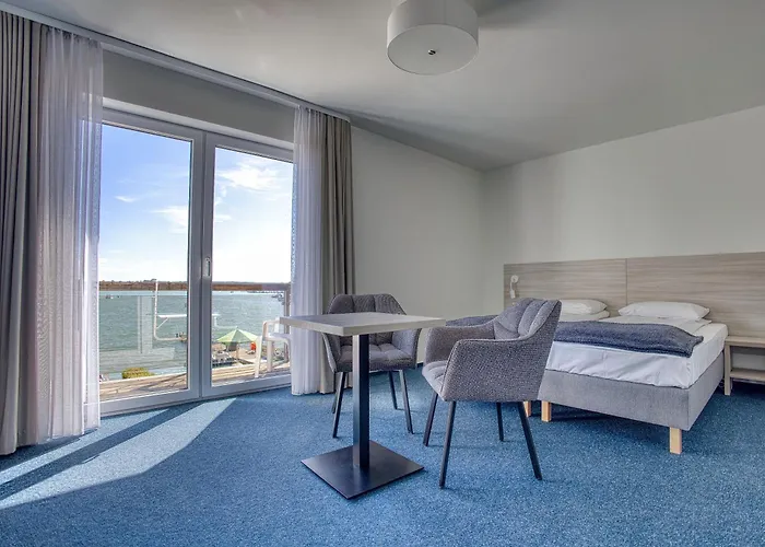 Z Widokiem Na Jezioro Aparthotel 3*