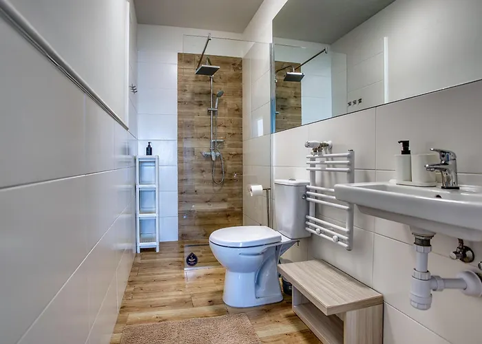 Z Widokiem Na Jezioro Aparthotel