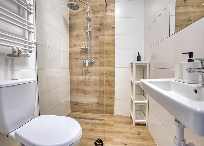 Z Widokiem Na Jezioro 3* Ryn (Warmian-Masurian)